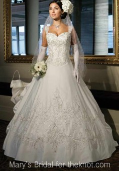 full figure wedding dress